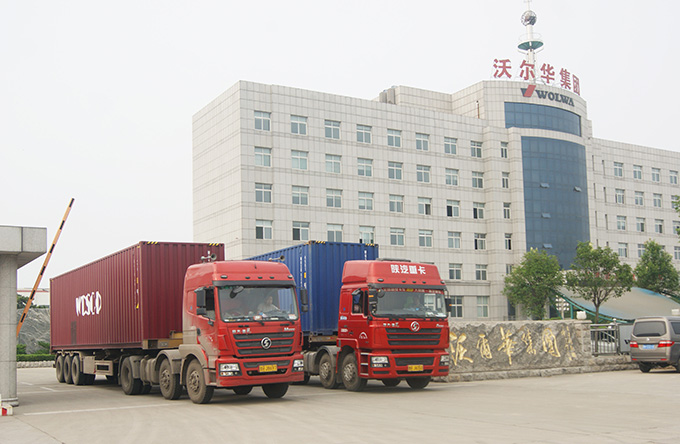 沃爾華集團20臺挖掘機順利出口中東地區