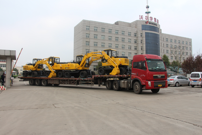 沃爾華集團4臺輪式挖掘機順利出口南非