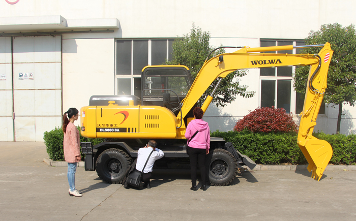 韓國(guó)客戶(hù)訪(fǎng)問(wèn)沃爾華集團(tuán)