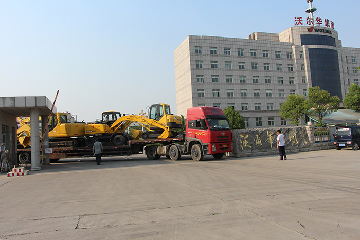 沃爾華集團10臺輪式挖掘機順利出口秘魯