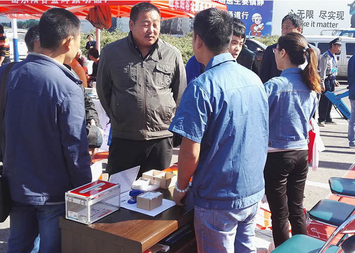 沃爾華集團攜多款產品參加2015全國建筑機械展