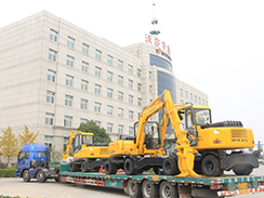 沃爾華集團(tuán)6臺挖掘機(jī)順利出口巴拉圭